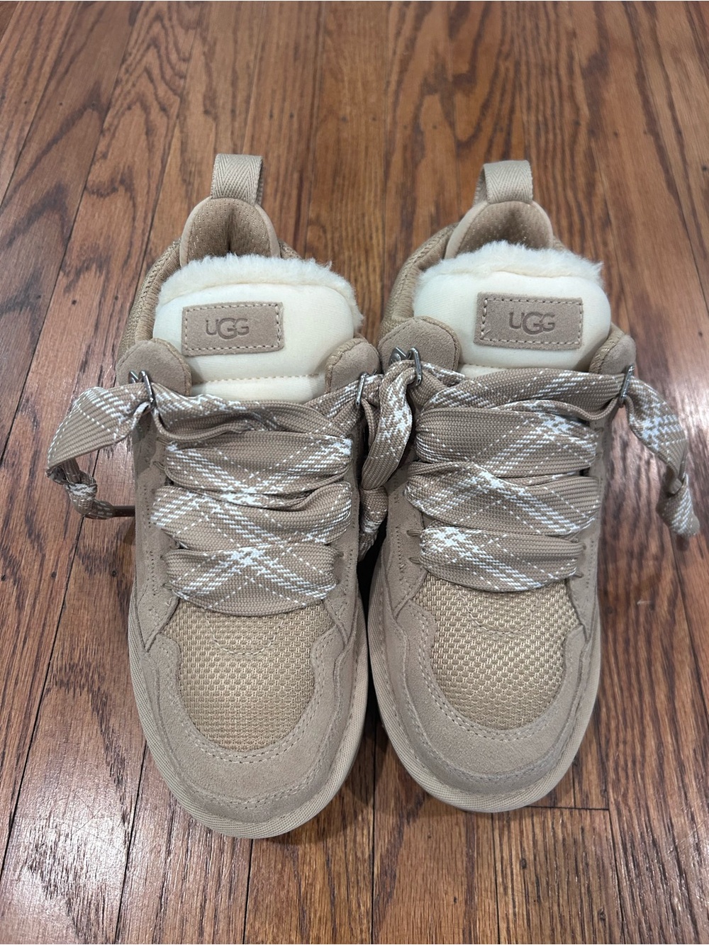NEW! UGG Lowmel Tan Suede Platform Lace-Up Sneaker - 8 - Picture 5 of 13